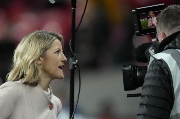 What Touchline Reporters Add to How We Understand World Cup Matches